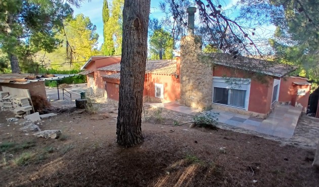 Resale - Villa -
Yecla - Inland