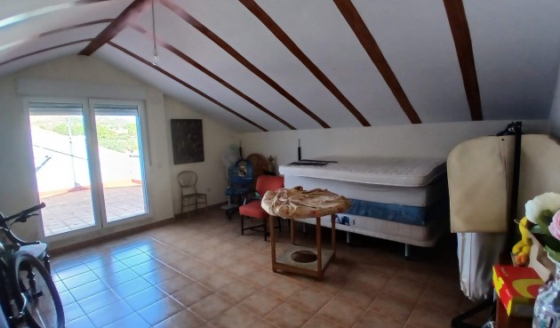 Resale - Villa -
Yecla - Inland