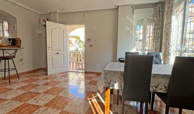 Återförsäljning - Town House -
Orihuela Costa - Costa Blanca