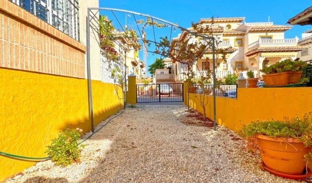 Brukt - Town House -
Orihuela Costa - Costa Blanca