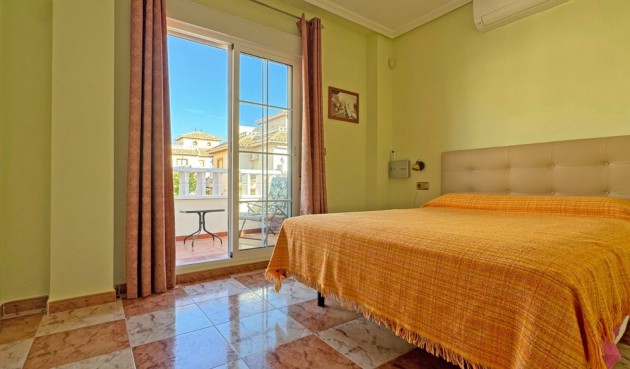 Återförsäljning - Town House -
Orihuela Costa - Costa Blanca