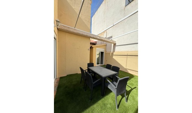 Brukt - Apartment -
Alicante - Centro