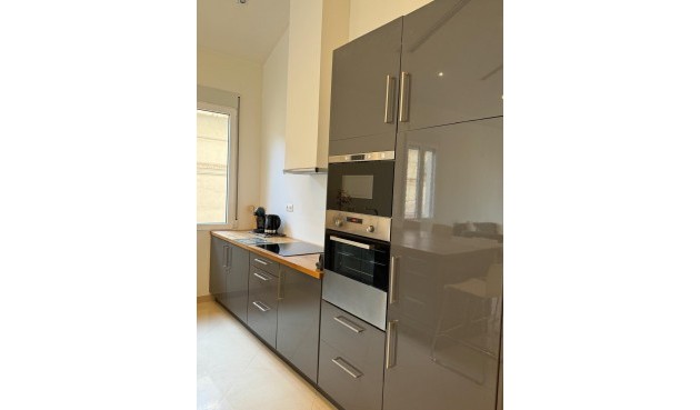 Brukt - Apartment -
Alicante - Centro