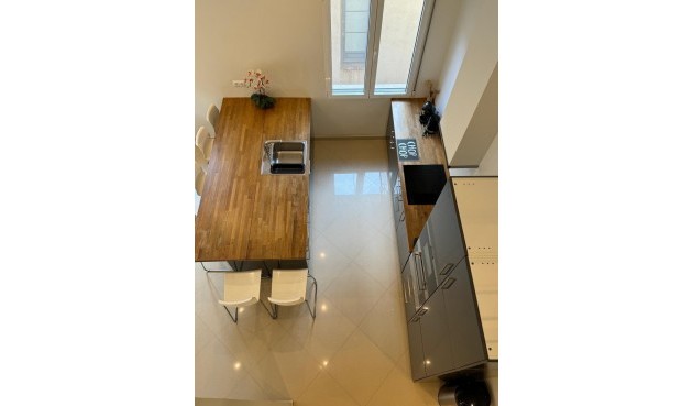 Brukt - Apartment -
Alicante - Centro