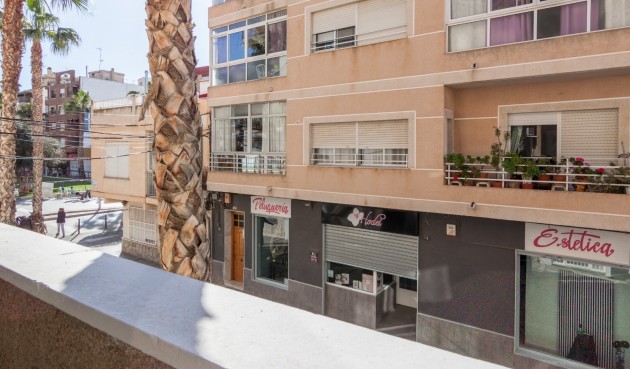 Reventa - Apartment -
Torrevieja - Costa Blanca