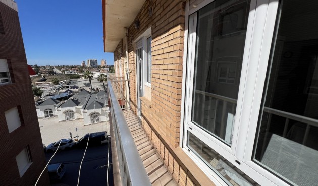 Resale - Apartment -
Torrevieja - Costa Blanca