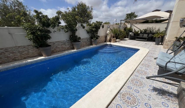 Reventa - Villa -
La Zenia - Costa Blanca