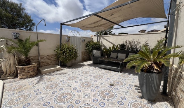 Resale - Villa -
La Zenia - Costa Blanca