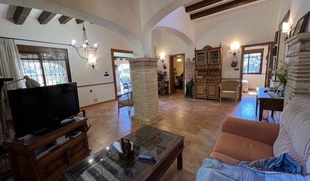 Resale - Villa -
Orihuela Costa - Costa Blanca