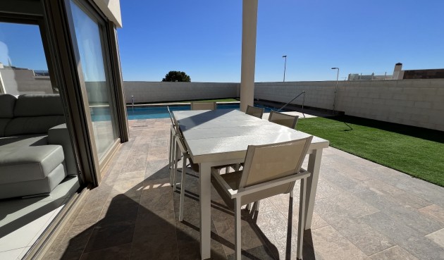 Resale - Villa -
Orihuela - Inland