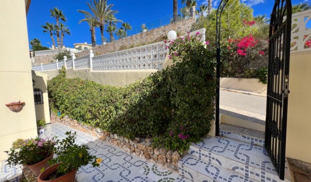 Resale - Villa -
Orihuela Costa - Costa Blanca