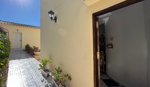 Resale - Villa -
Orihuela Costa - Costa Blanca