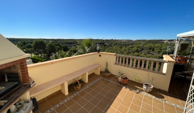 Resale - Villa -
Orihuela Costa - Costa Blanca