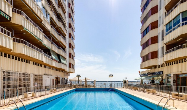 Återförsäljning - Apartment -
Torrevieja - Costa Blanca