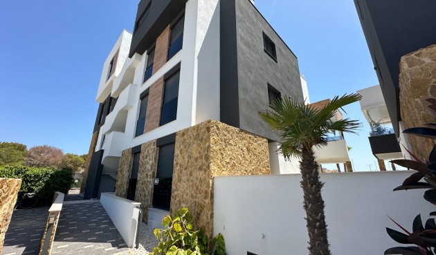 Återförsäljning - Apartment -
Orihuela Costa - Costa Blanca