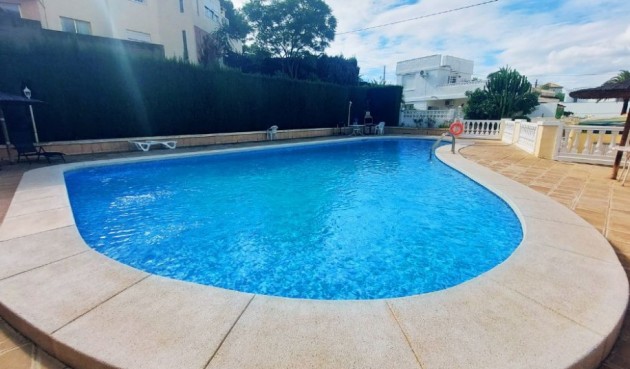 Brukt - Bungalow -
Albir - Costa Blanca