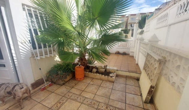 Brukt - Bungalow -
Albir - Costa Blanca