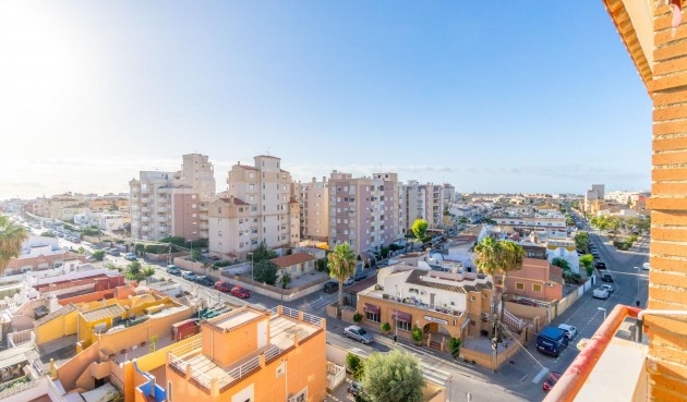 Resale - Apartment -
Torrevieja - Nueva Torrevieja