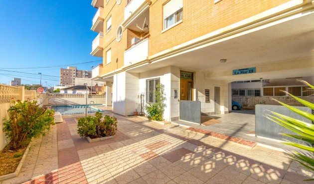 Resale - Apartment -
Torrevieja - Nueva Torrevieja