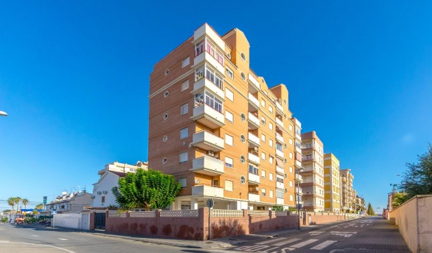 Resale - Apartment -
Torrevieja - Nueva Torrevieja