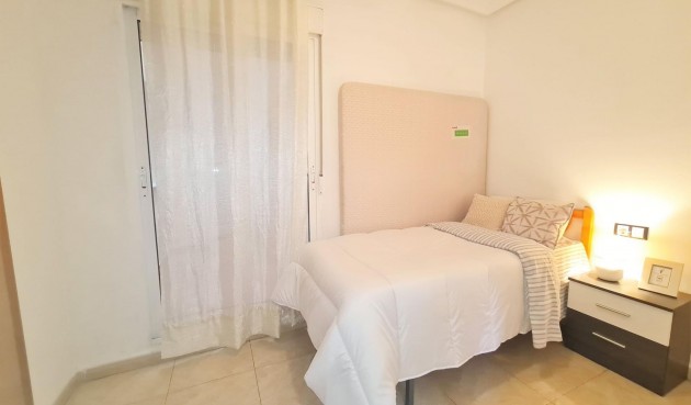 Reventa - Apartment -
Torrevieja - Centro