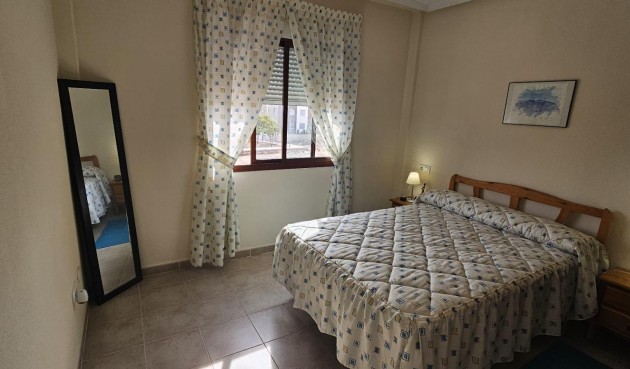 Återförsäljning - Apartment -
Torrevieja - aguas nuevas