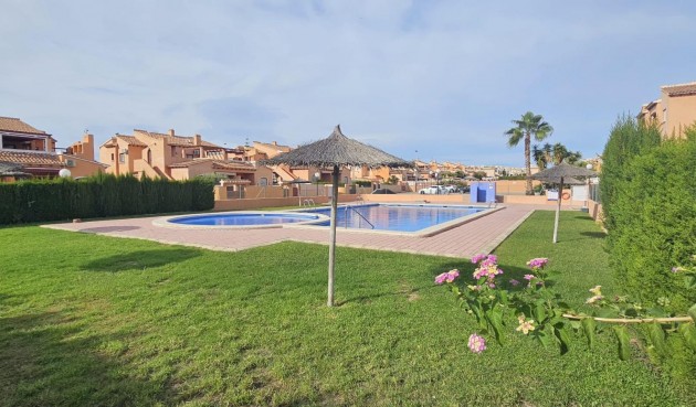 Återförsäljning - Apartment -
Torrevieja - aguas nuevas