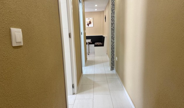 Återförsäljning - Apartment -
Torrevieja - Paseo Maritimo