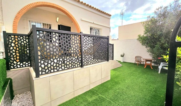 Reventa - Town House -
Torrevieja - Parque Las Naciones