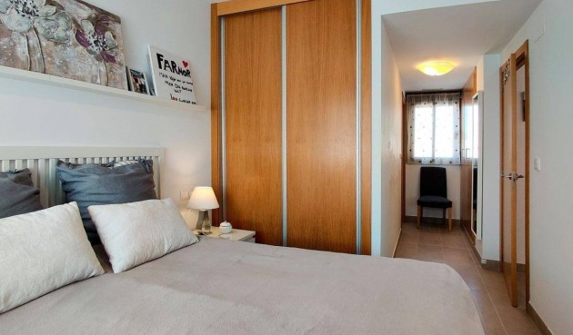 Återförsäljning - Apartment -
Orihuela Costa - Montezenia