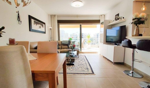 Återförsäljning - Apartment -
Orihuela Costa - Montezenia