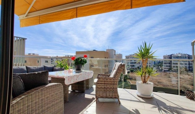 Återförsäljning - Apartment -
Orihuela Costa - Montezenia