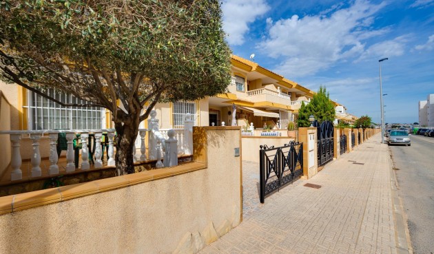 Brukt - Semi Detached -
Orihuela Costa - Villamartín