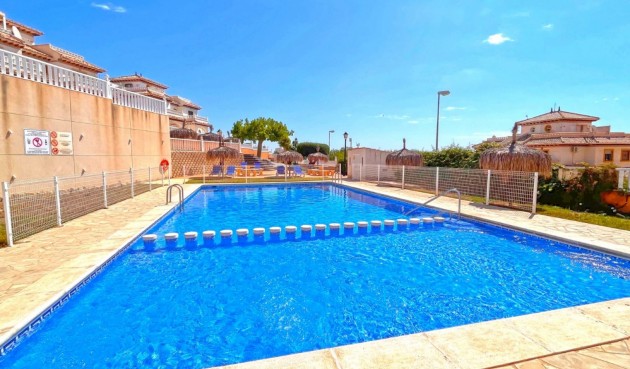 Återförsäljning - Apartment -
Orihuela Costa - Costa Blanca