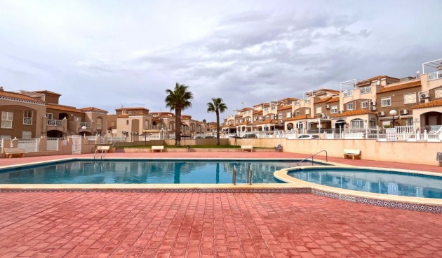 Återförsäljning - Town House -
Torrevieja - Costa Blanca