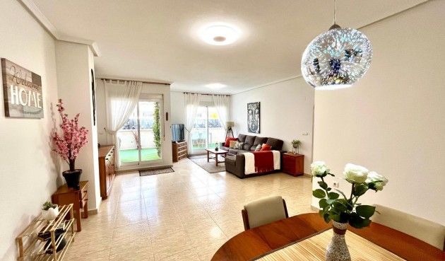 Återförsäljning - Apartment -
Torrevieja - Costa Blanca