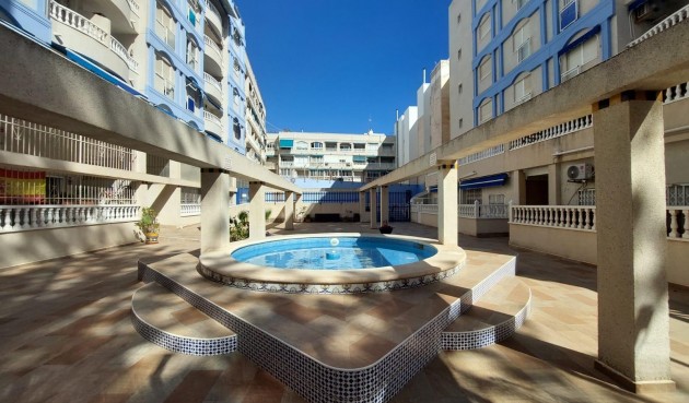 Återförsäljning - Apartment -
Torrevieja - Costa Blanca