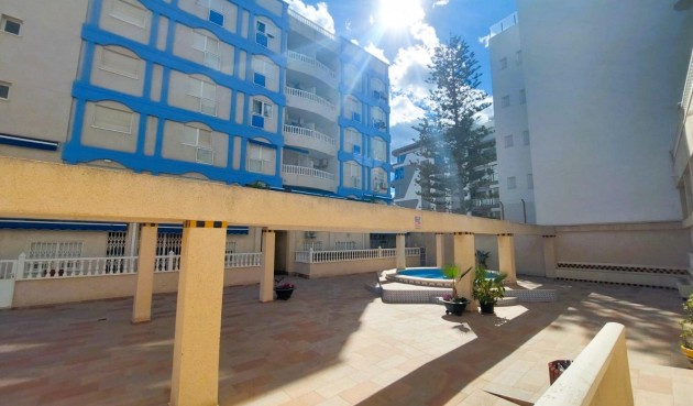 Återförsäljning - Apartment -
Torrevieja - Costa Blanca