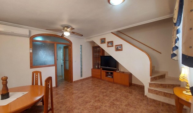 Återförsäljning - Villa -
Torrevieja - Costa Blanca