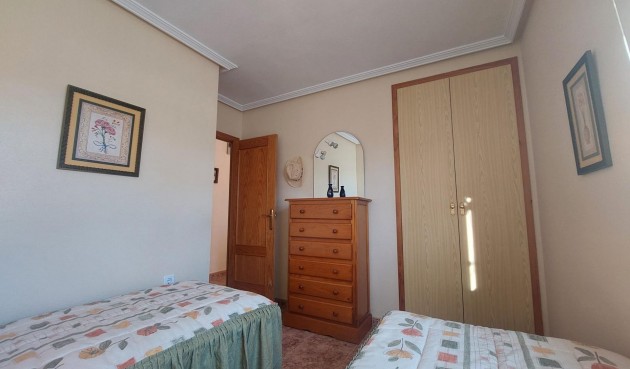 Återförsäljning - Villa -
Torrevieja - Costa Blanca