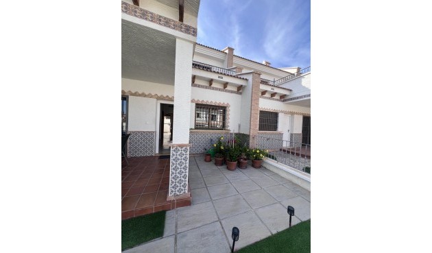 Återförsäljning - Town House -
San Miguel de Salinas - Cerro Del Sol