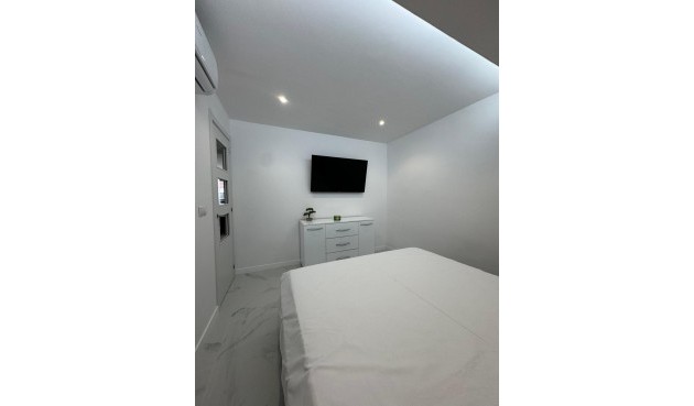 Brukt - Apartment -
Alicante - Centro