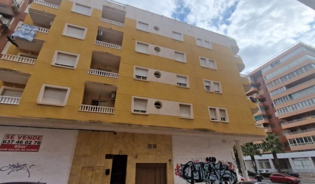 Resale - Apartment -
Torrevieja - Acequion