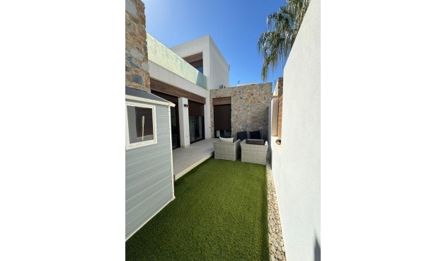 Reventa - Villa -
Orihuela Costa - Lomas de Cabo Roig