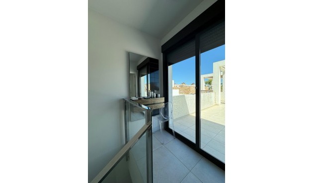 Reventa - Villa -
Orihuela Costa - Lomas de Cabo Roig