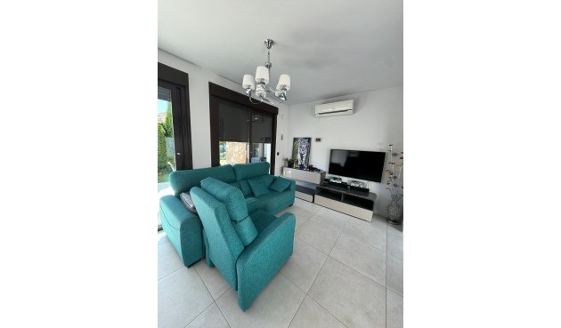 Reventa - Villa -
Orihuela Costa - Lomas de Cabo Roig