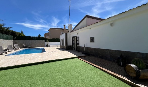 Återförsäljning - Villa -
Torrevieja - Los Balcones