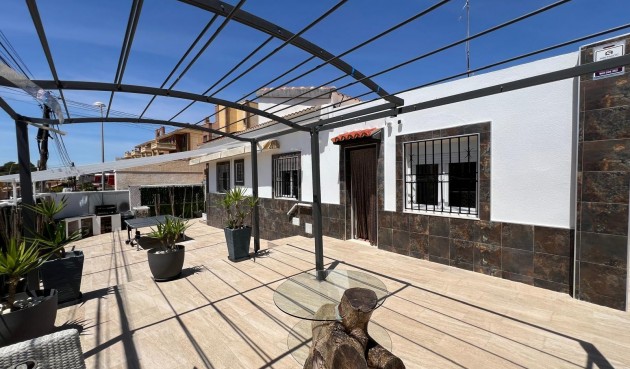 Återförsäljning - Villa -
Torrevieja - Los Balcones