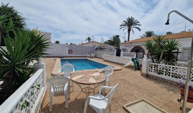 Återförsäljning - Town House -
Torrevieja - Costa Blanca