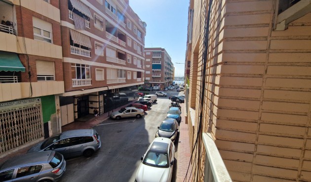 Återförsäljning - Apartment -
Torrevieja - Costa Blanca